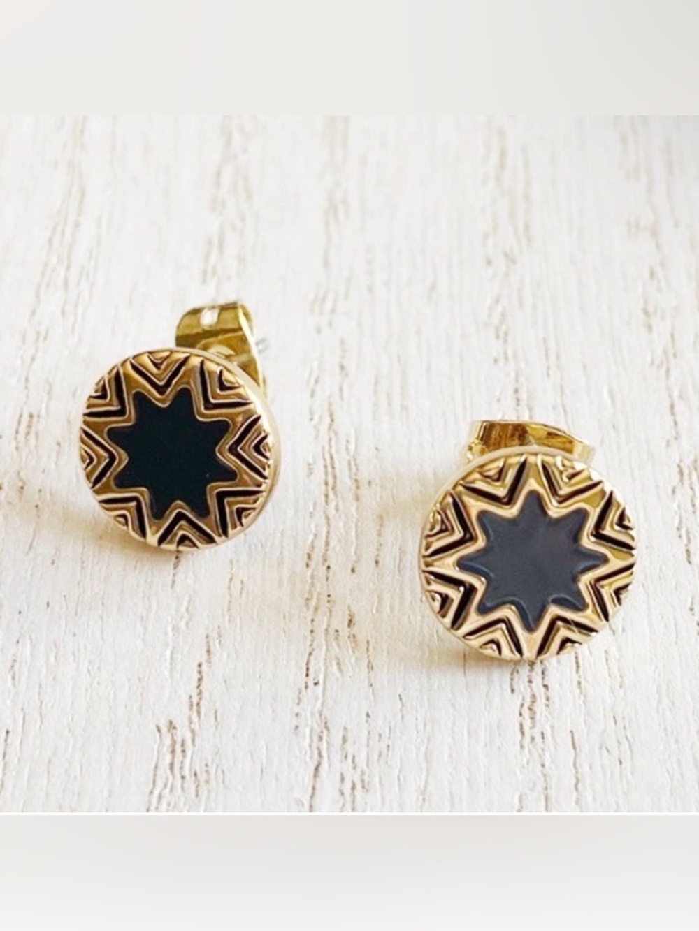 NEW House of Harlow 1960 Small Star Gold/Gray Stud Earrings